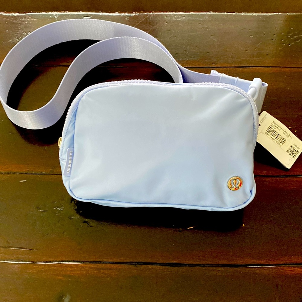 Everywhere Belt Bag, by LuLu Lemon